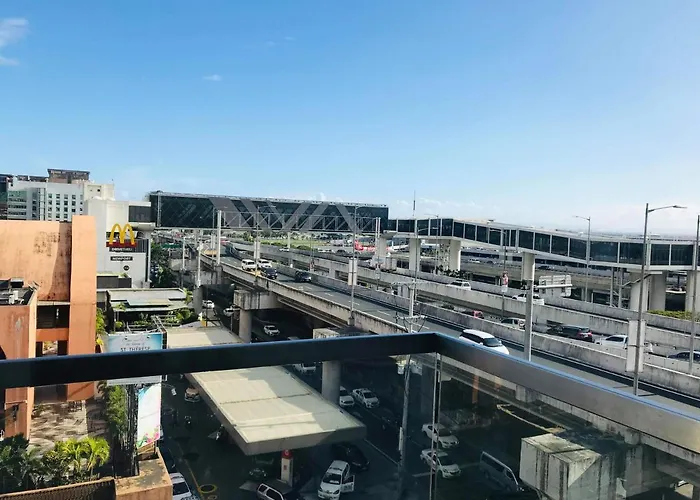 Across Naia Terminal 3 Appartement