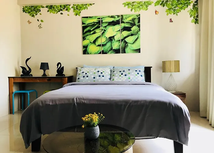 Appartement Across Naia Terminal 3 *